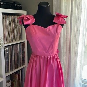Vintage Pink Formal Gown with Bow Details, Size 2
